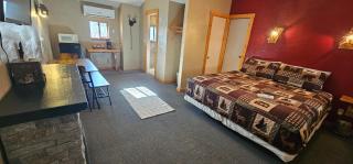 Nine Pines Motel - Pinetop-Lakeside - 7
