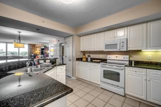 Luxury 2 bedroom Condo- Yacht club - Myrtle Beach - 2
