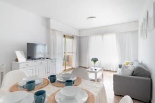 Bright 2 Bed Apartment with pool - Playa de Gandia - 9
