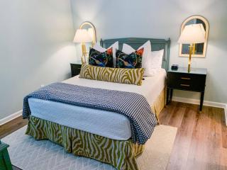 Fabulous Lake Martin Townhome w/ Dock & Boat Ramp - Jacksons Gap - 5