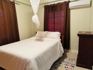 Fraser's Suites - Kingstown - 6