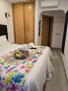 LC's Guesthouse - Lagos - 3