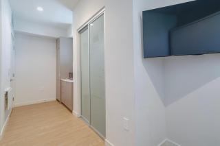 Cozy Coliving Suite Near UCLA In unit W&D - Los Angeles - 6
