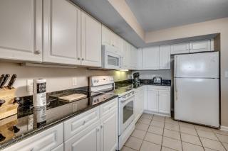 Luxury 4 bedroom Condo - Yacht Club - Myrtle Beach - 2
