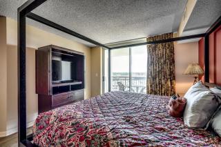 Luxury 4 bedroom Condo - Yacht Club - Myrtle Beach - 8