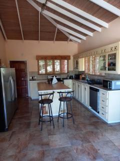 Robyns nest - Calivigny - 0