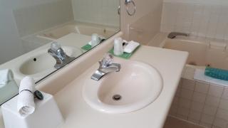 Hillcrest Inn - 4