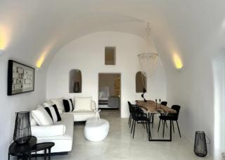 Exquisite Santorini Villa Villa Kamelot 3 Bedrooms Spectacular Aegean Sea Views Private Outdoor Hot Tub Imerovigli - Imerovigli - 4