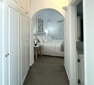 Premium Santorini Villa Villa Campbell 1 Bedroom Spectacular Aegean Sea Views Private Outdoor Hot Tub Imerovigli - 9