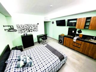 A12 EXECUTIVE SUITE at IZCALLI - TEPOTZOTLAN Families, Tourists & Travelers Choice Students Companies Executives WELCOME!!! 5min Izcalli-15min Esmeralda-20min Sátelite-25min AIFA - Cuautitlán Izcalli - 9