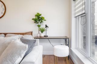 Backyard Getaway•Amish Farmland•Hot tub•Fire pit - 1