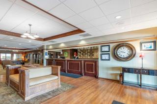 Best Western Plus Steeplegate Inn - Davenport - 9