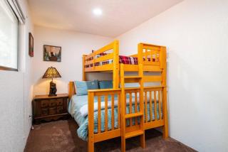 The Bear Cave Summit Unit B ! Game room & Hot tub - Big Bear Lake - 4