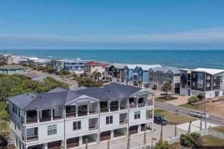 The Coastal Palm-New Luxury Townhome in Kure Beach - Kure Beach - 0