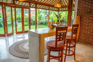 Kampung Uma Dawa Villas and Spa - 2