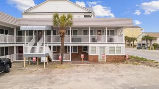 Cherry Grove efficiency just steps from the beach - Myrtle Beach - 4