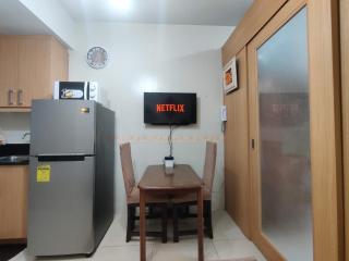 Shell Residences Condo Suite Staycation near MOA and Airport - Manila - 1