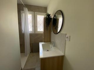 Maison de Vacances Confortable, Plage à Pied - La Tranche-sur-Mer, 6 Pers., Wifi, Parking, 500m² Terrain - FR-1-22-364 - 3