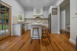 Hayes Corner Cottage - Short Drive to CBD, Private - North Wagga - 9
