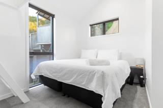 Absolute Lakefront House - 1