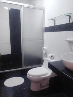 301 RV APARTMENTS IQUITOS PERU-Apartamento tercer pico con balcón hacia piscina - Iquitos - 3