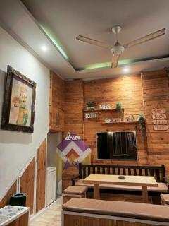 Adihan Homestay CANGGU - Canggu - 2