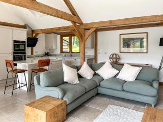 Loxford Lodge - Uk47304 - 8