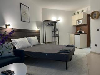 Golf Coast Boutique Studio with sea view - 1