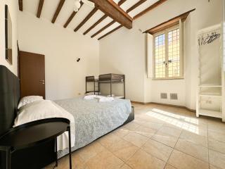 Santa Rufina Boutique Apartment - Rome - 4