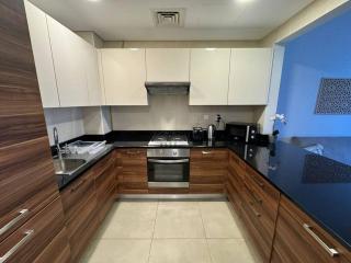 1BR Apt Sparkle Tower Marina Dubai - Dubai - 6