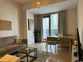 1BR Apt Sparkle Tower Marina Dubai - Dubai - 3