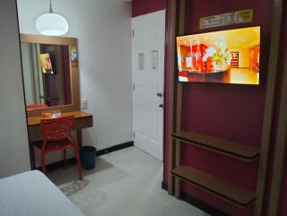 Hotel Sogo Banawe - Manila - 1