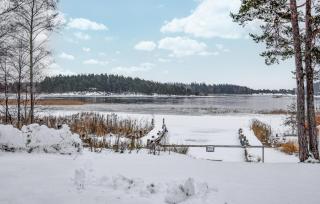 Lovely Home In Hammarö With Lake View - Hammarö - 7