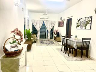 Acu Homestay Puncak Alam - Kuala Selangor - 4