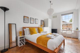 Tower Bridge Hideaway - Whitechapel - London - 5