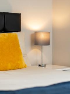 The Botanic Way - City Centre Duplex with Free Parking and City Views - Belfast - 4