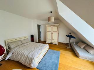 Demeure familiale avec jardin, quartier calme - Anguerny - 9