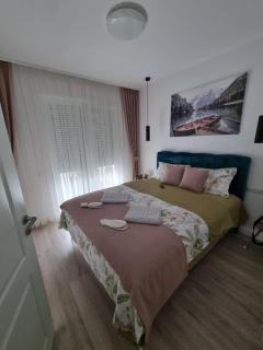 Roxana Residence - Oradea - 1