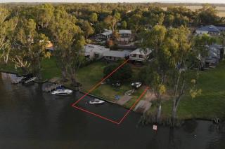 Golden Mile - On the Waterfront - Bundalong - 0