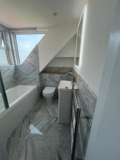 Marston Penthouse - 4