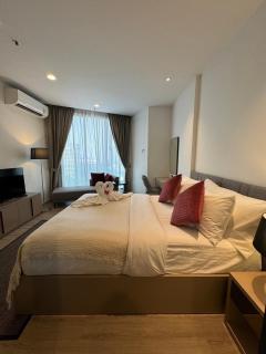 Edge Central Pattaya 19th Floor - 0