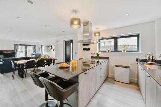 Acorn House - Dorchester - 5