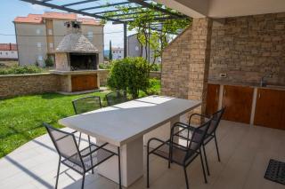 Holiday Home Nina - Turanj - 9