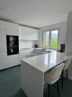 Modern Green & White - Apartments T3 60m2 Annecy - Parking Privé - WIFI - Netflix - Annecy - 5
