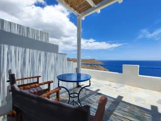 Liotrivi Blue 1 - Kithnos - 2