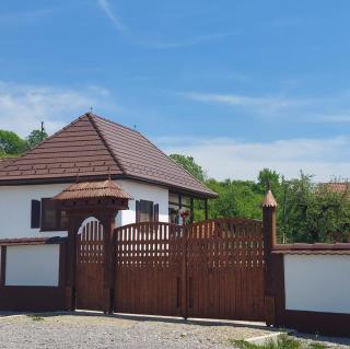 Boglárka Vendégház - Morăreni - 0