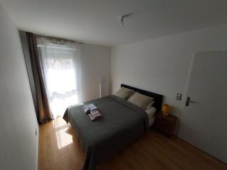 Proche Paris Metro11, charmant Appartement - 1