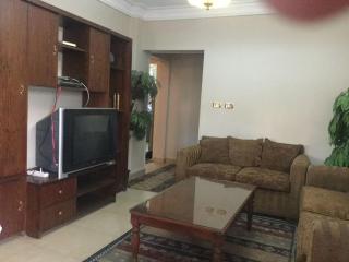 Exclusive Family-Only Apartment in Mamoura Beach's Best Area - 2