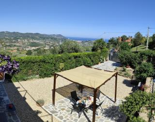 La casa di Giada, appartamento in villetta con aria condizionata, wi-fi e parcheggio gratuito - Poggi - 0