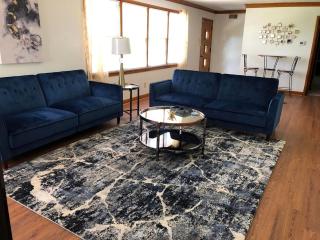 Mins to Graceland Secluded Rambling Ranch Style Home - Memphis - 6